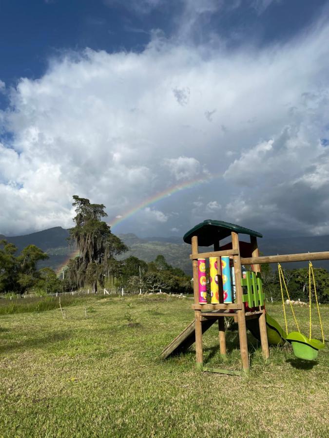 Cucuate Hospedaje チョアチ エクステリア 写真